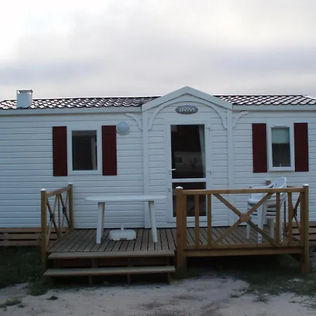 Natur Camping Bungalow T2 - 16 度假居 帕塔亚什